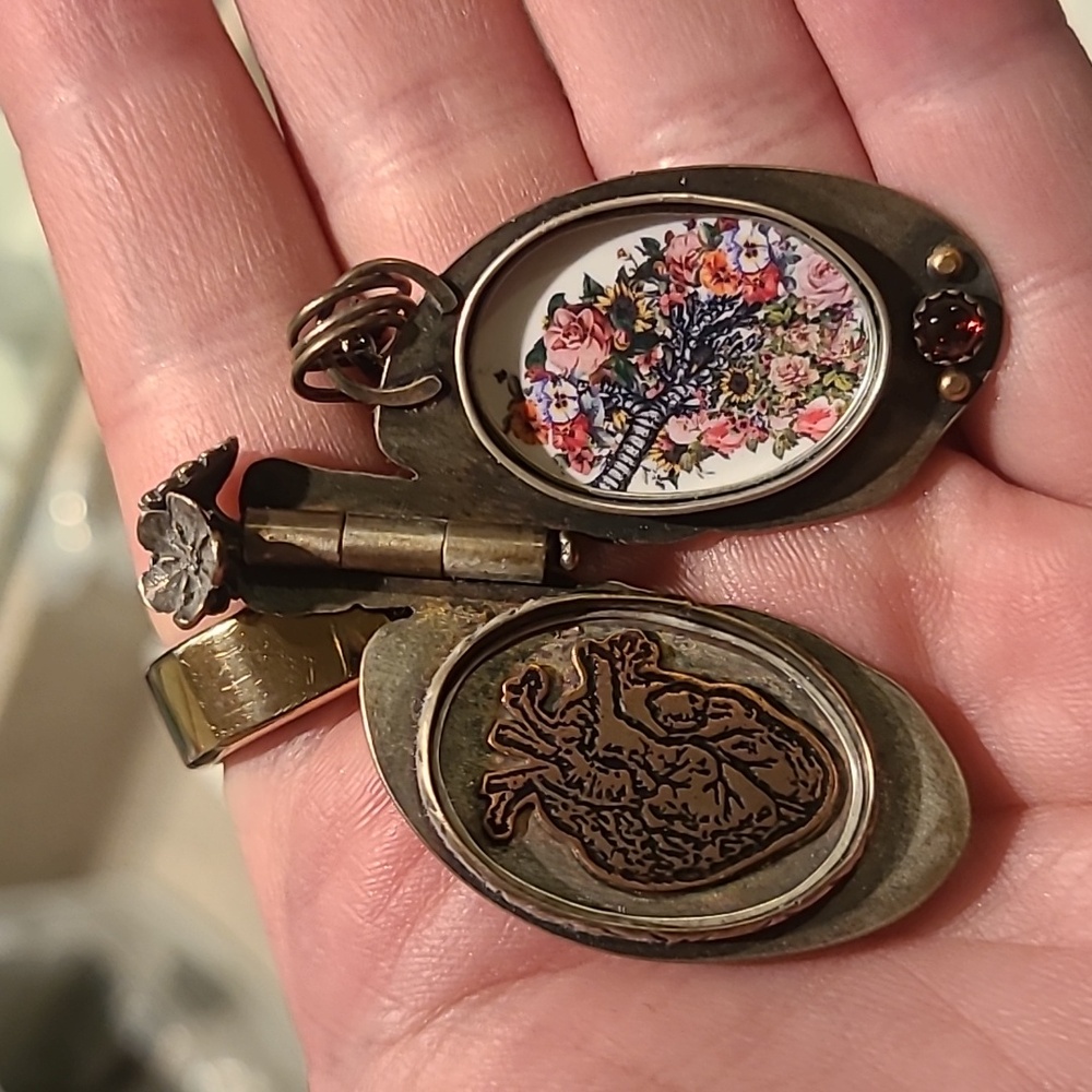 Custom artisan lung locket
